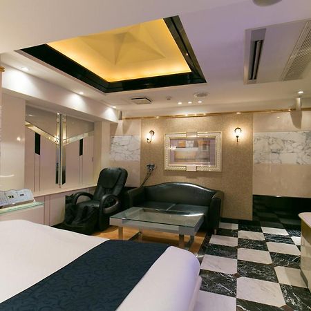 Hotel D-Wave Shinjuku（Adult Only) Токио Экстерьер фото